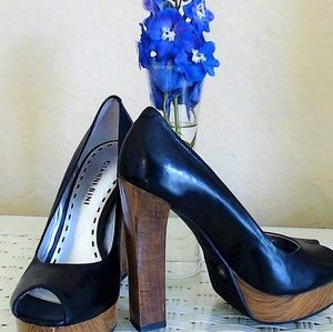 Gianni Bini Platform Heels Size 6.5 Brown Black